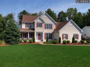 32010 Liberty Rose Dr, Avon Lake, OH 44012