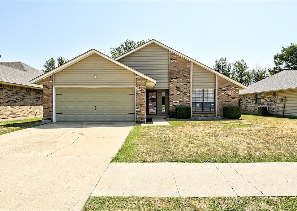 1st image of 12020 Silver Sun Dr