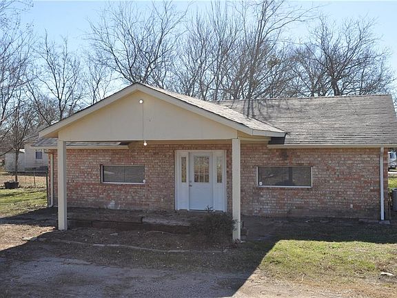 4th image of 2602 Fm 879