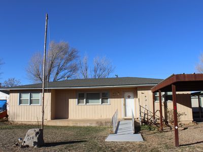 210 9th St, Olton, TX, 79064