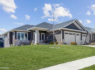 752 Sherwood Dr, Iowa City, IA 52245