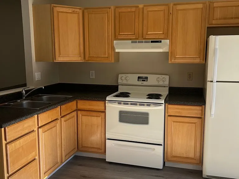 10125 Carefree Dr — Photo 13