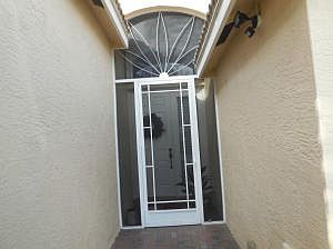 3rd image of 7235 Twin Falls Dr