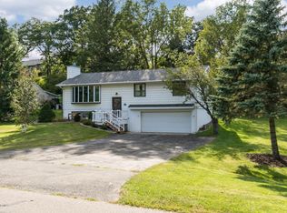 2423 22nd Ave SE, Rochester, MN 55904