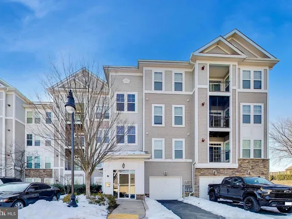 1341 Karen Blvd APT 106, Capitol Heights, MD 20743