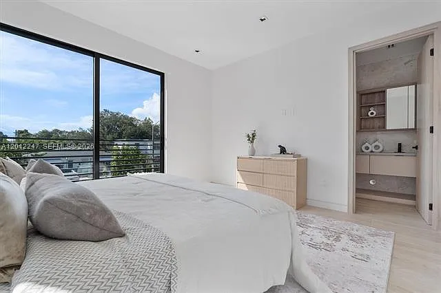 4715 NE Miami Ave #2 — Photo 32