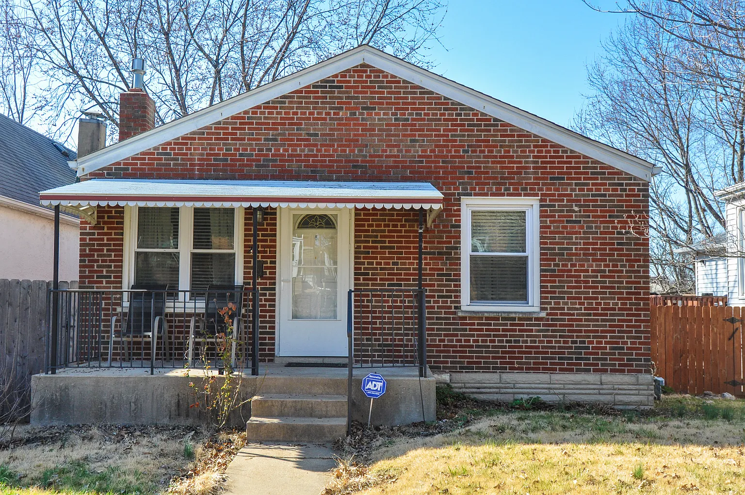 2811 Dalton Ave photo 1