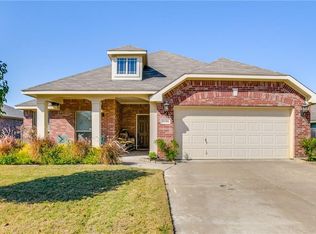 1016 Cutting Horse Dr, Mansfield, TX 76063