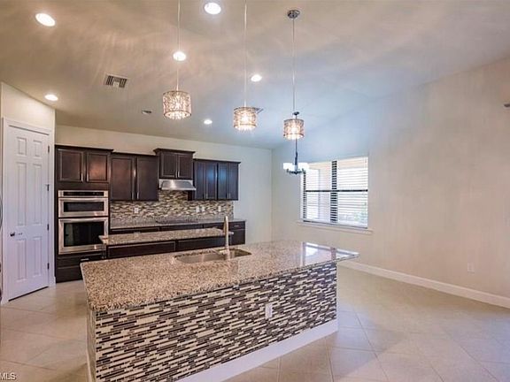5th image of 13512 Villa Di Preserve Ln