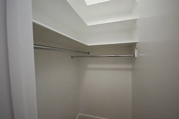 Rented by Re/Max In The City | media 29