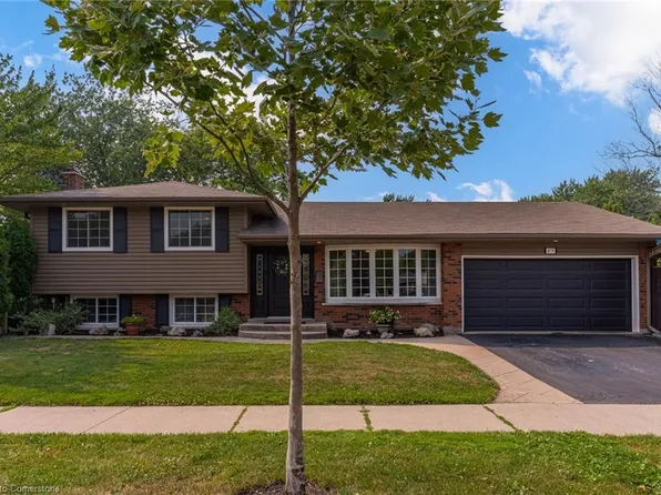 4379 Kerry Dr W, Burlington, ON L7L 1W3