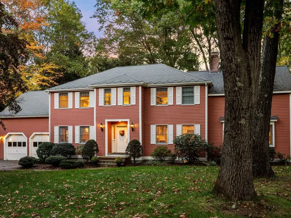 125 Chestnut St, Concord, MA 01742