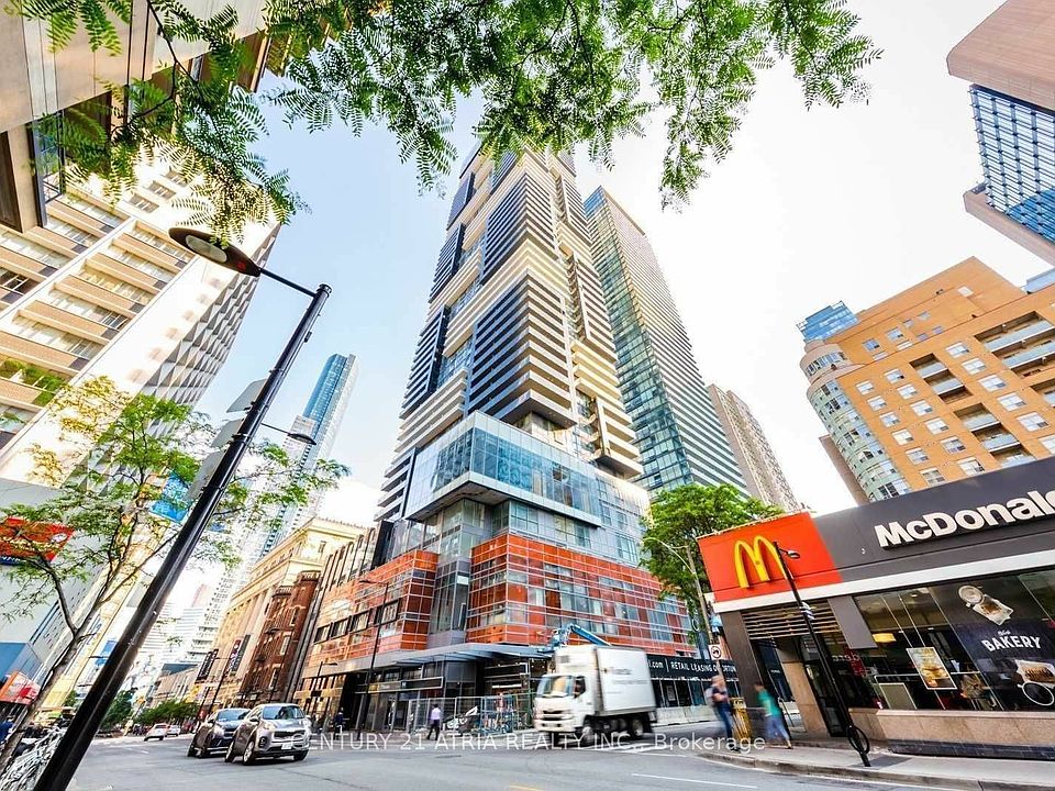 1st image of 7 Grenville St #2803