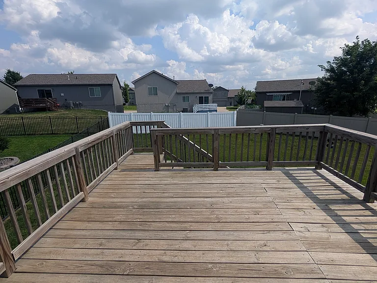 9145 Potter St — Photo 14