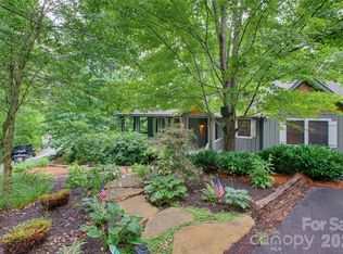 298 Hedgewood Dr, Tuckasegee, NC 28783