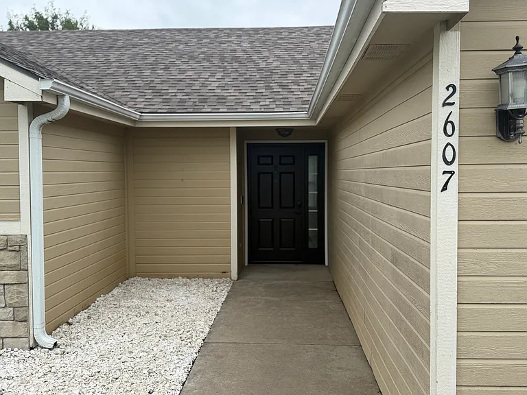 2607 Harrier Dr #1 — Photo 3