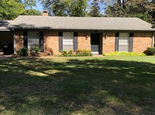 909 Coushatta Trl, Longview, TX 75605