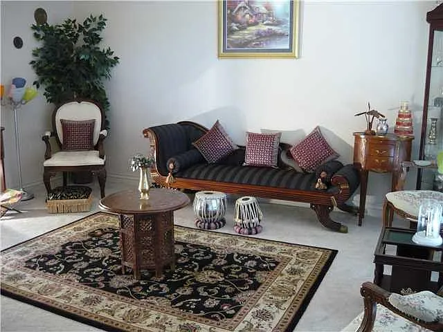 Formal living / dining
