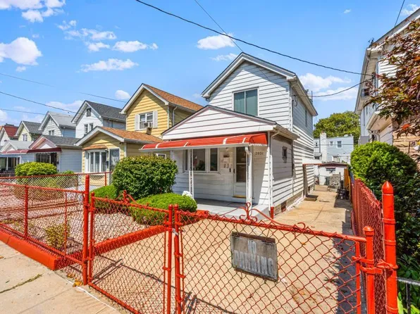 2031 East 54th Street image 1 of 20