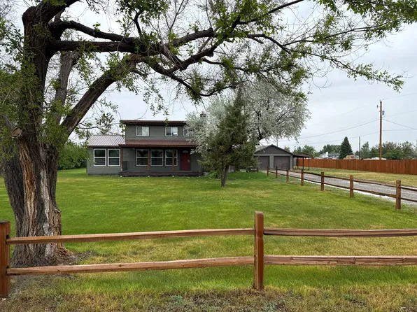 850 Sierra Rd W, Helena, MT 59602