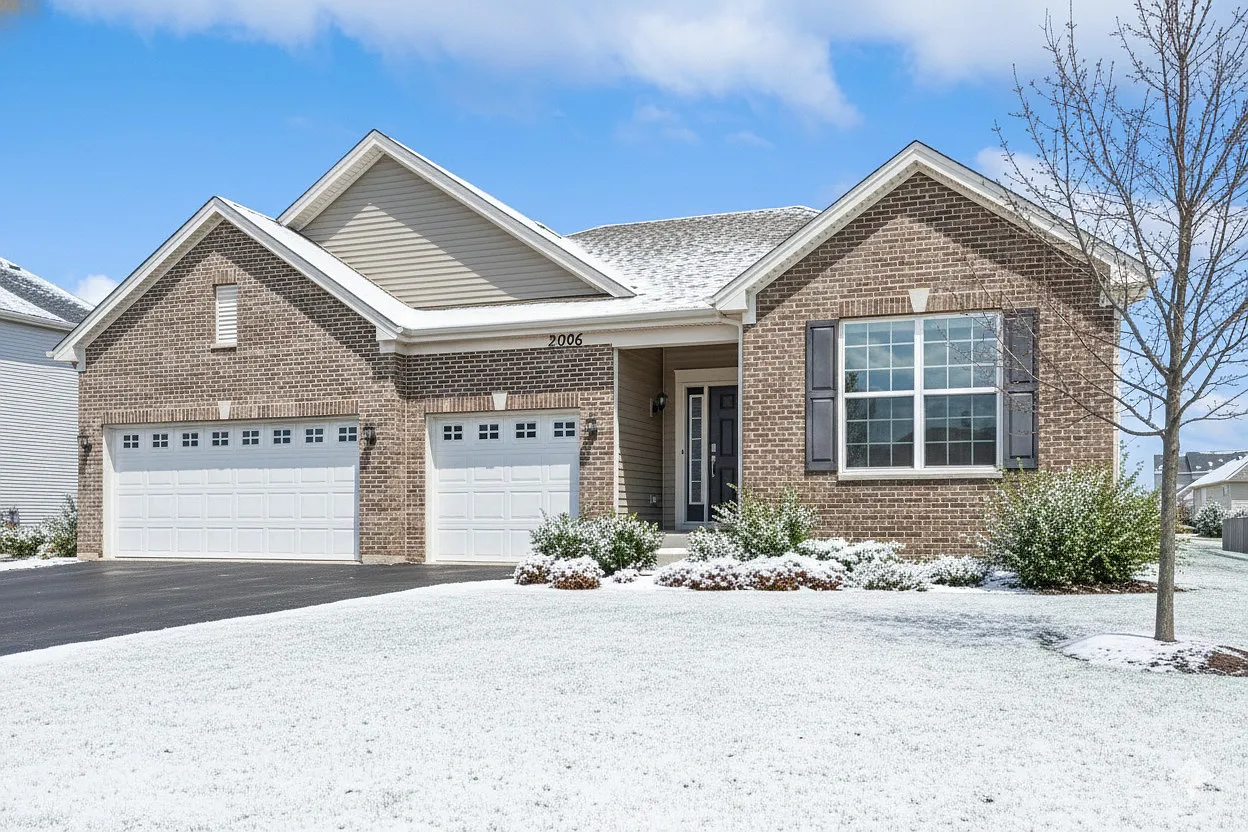 2096 Country Hills Dr photo 1