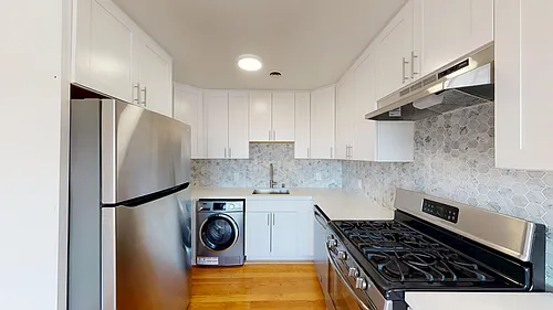 1040 Ashbury Street Photo 1