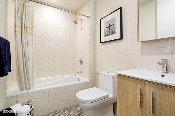 Sold by Citi Habitats | media 18