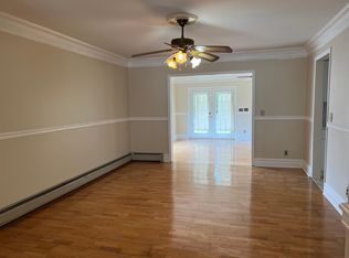 11 Crefeld Ct #4B, Lincoln Park, NJ 07035