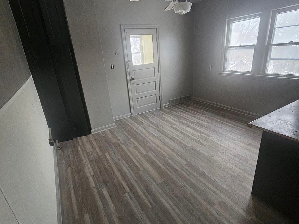 1st image of 7807 Grand Division Ave #2
