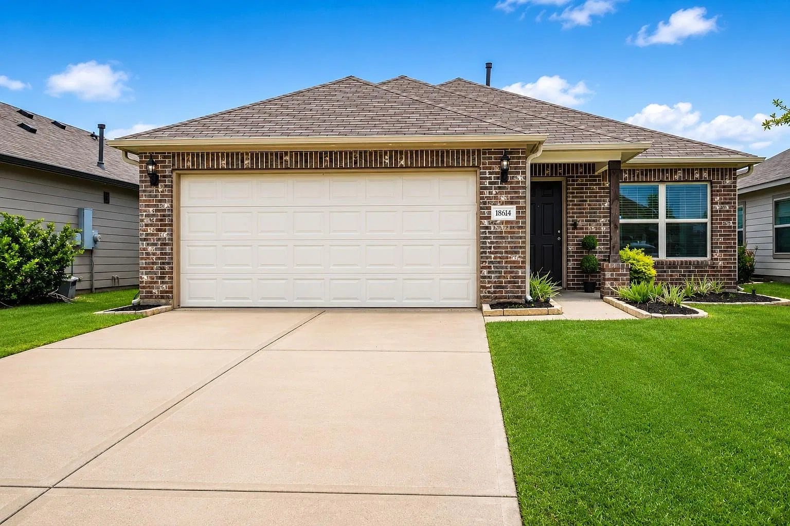 3 bed, 2.0 bath, 1710 sqft, $2,200 — Photo 1