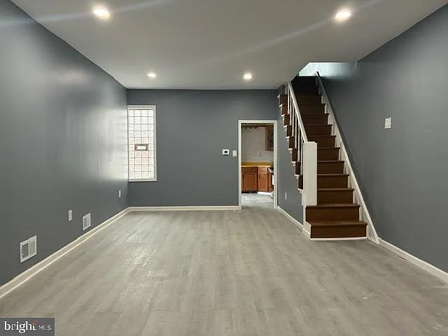 3 bed, 1.5 bath, 1248 sqft, $1,600 — Photo 2