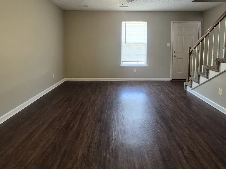 3831C Jockey Dr — Photo 3