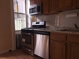 Rented by Capri Jet Realty Corp
