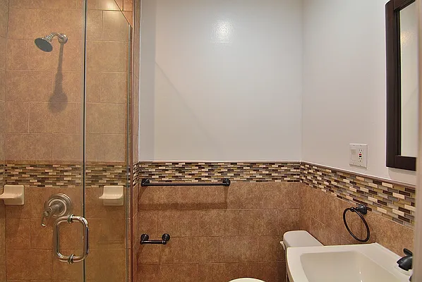 Rented by Hagstrom Management Inc | media 53