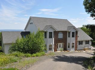 735 Overview Ter, Effort, PA 18330