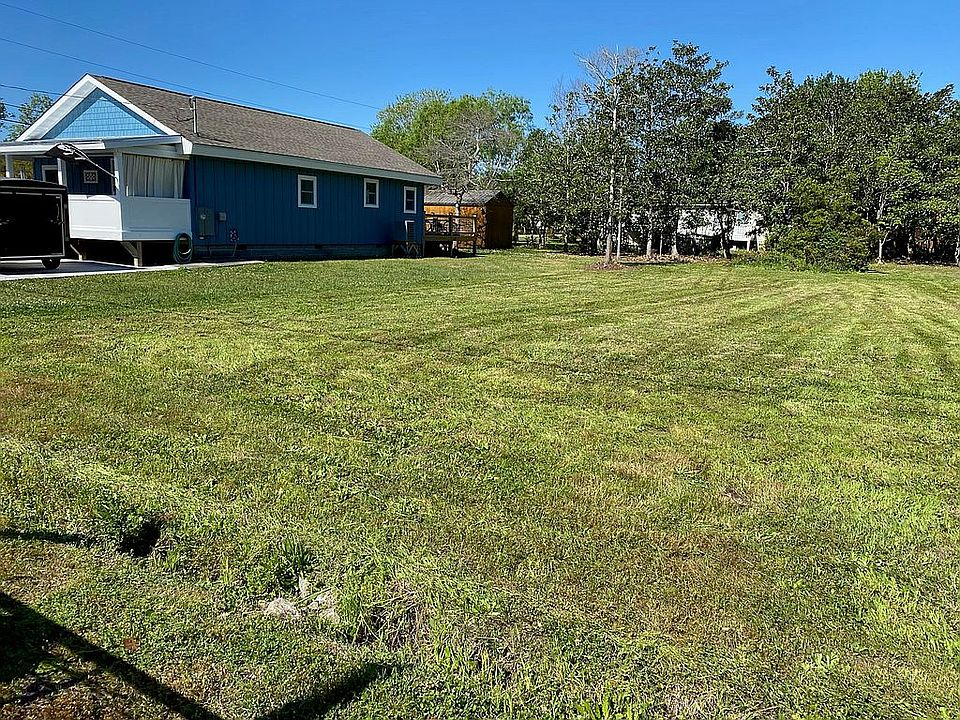 1st image of 204 5th St S