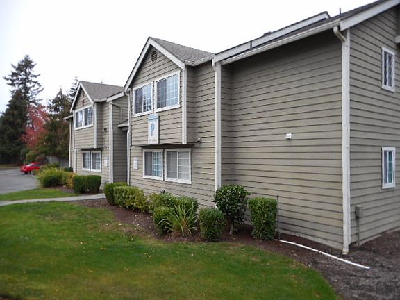 3rd image of 1814 S 286th Ln APT P202