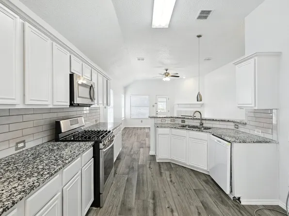 8149 Keechi Creek Ct, Fort Worth, TX 76137