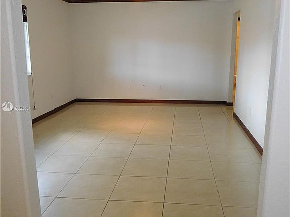 2nd image of 1651 SW 31st Ave #0