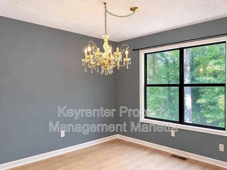 5088 Ravenwood Dr — Photo 9