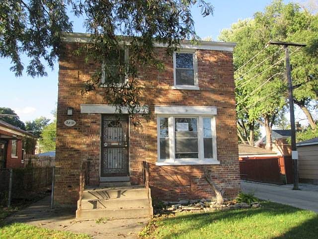 1st image of 3821 Congress St