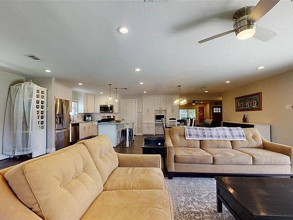 5th image of 3011 Larknolls Ln