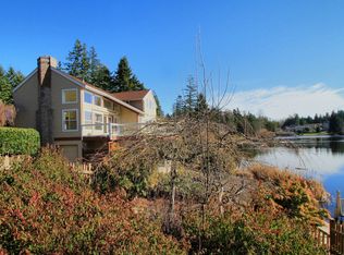 272 Lochwood Dr, Camano Island, WA 98282