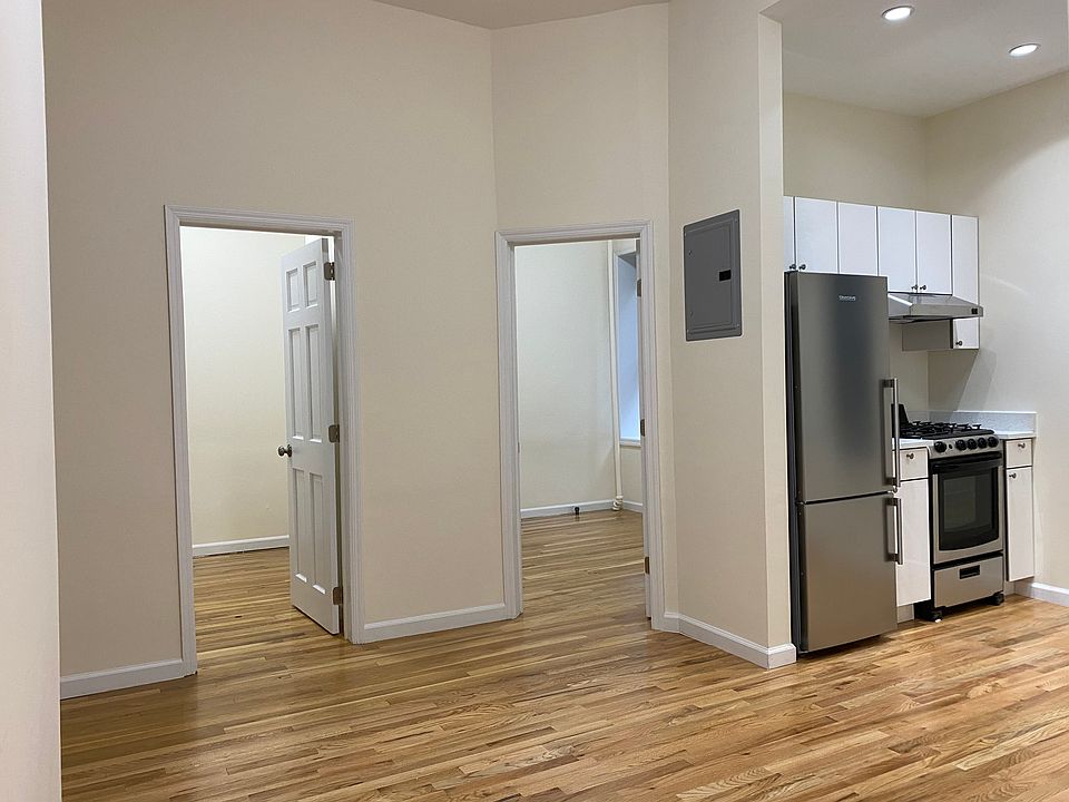 1st image of 178 E 7th St APT 1A