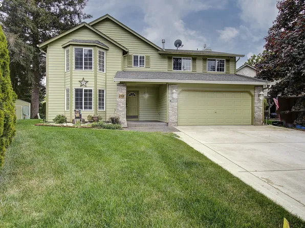 2101 NE 151st Ct, Vancouver, WA 98684