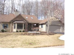 74 Brush Creek Dr, Rochester, NY 14612