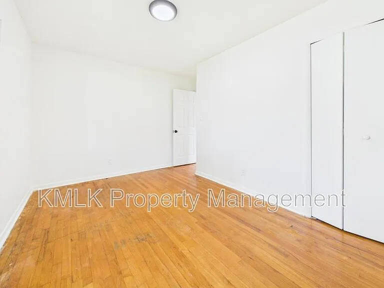 1624 Merrill Ave — Photo 17