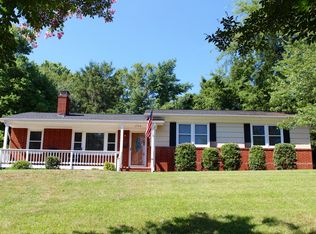 1714 Tamworth Dr, Charlotte, NC 28210