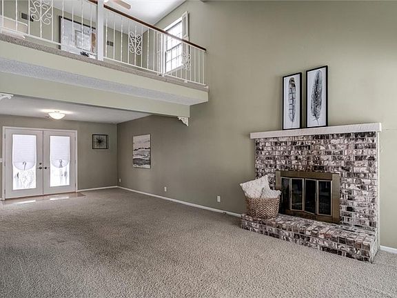3rd image of 8545 Wedd St