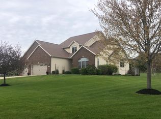 1404 Ridgefield Dr, Mahomet, IL 61853